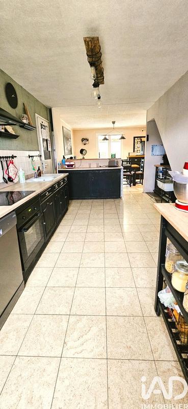 Maison - 100 m² - 6 pièces