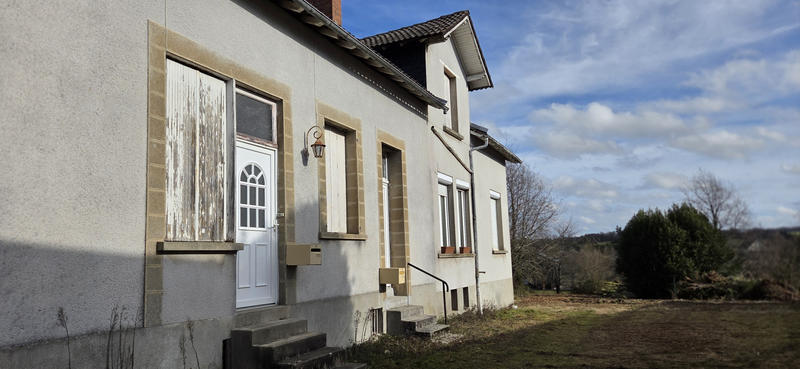 Maison - 220 m² - 7 pièces