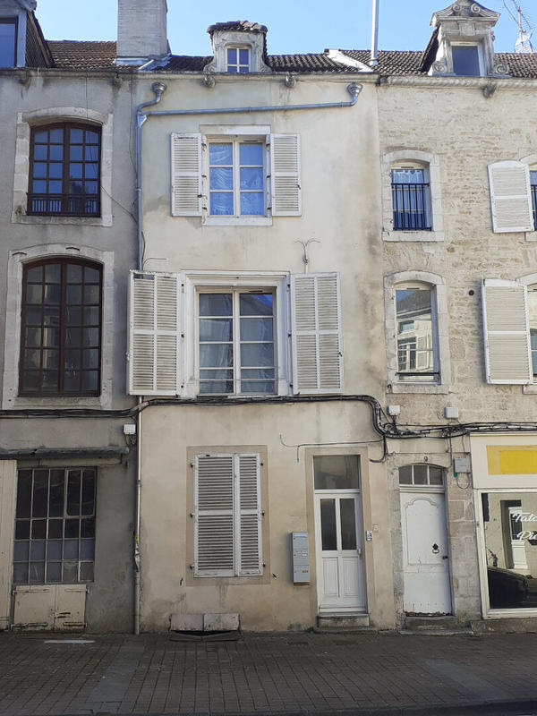 Immeuble - 131 m² - 5 pièces