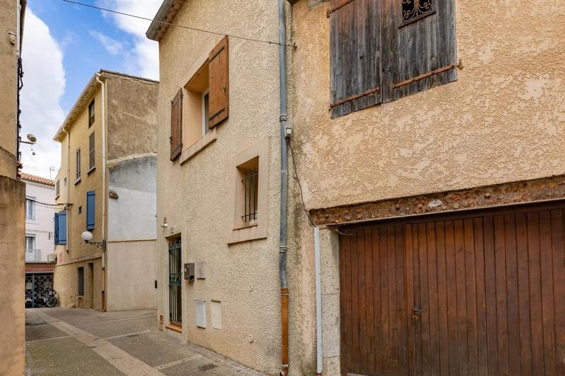 Maison - 216 m² - 6 pièces