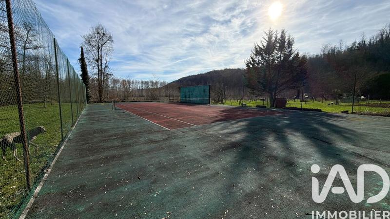 Château - 352 m² - 7 pièces