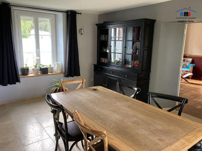 Maison - 380 m² - 7 pièces