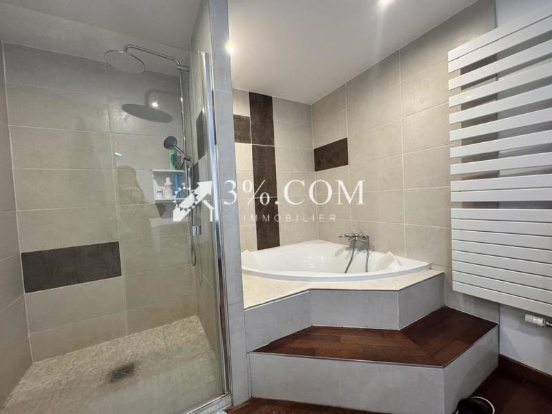 Maison - 171 m² - 6 pièces