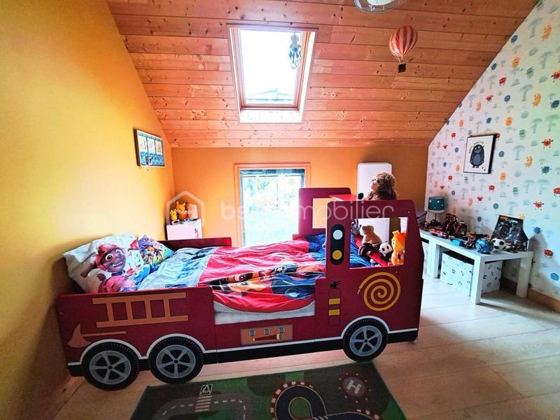 Maison - 168 m² - 8 pièces