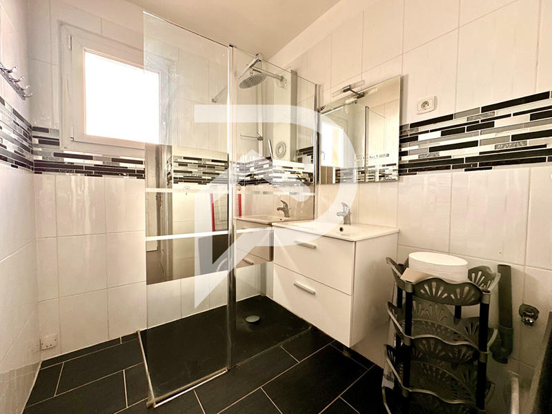 Maison - 88 m² - 5 pièces