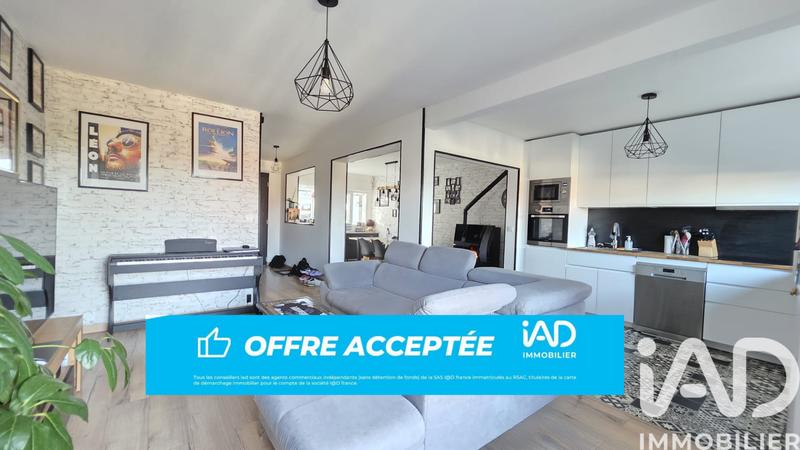 Maison - 92 m² - 5 pièces