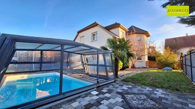 Maison - 172 m² - 7 pièces