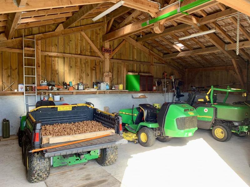 Maison - 331 m² - 9 pièces