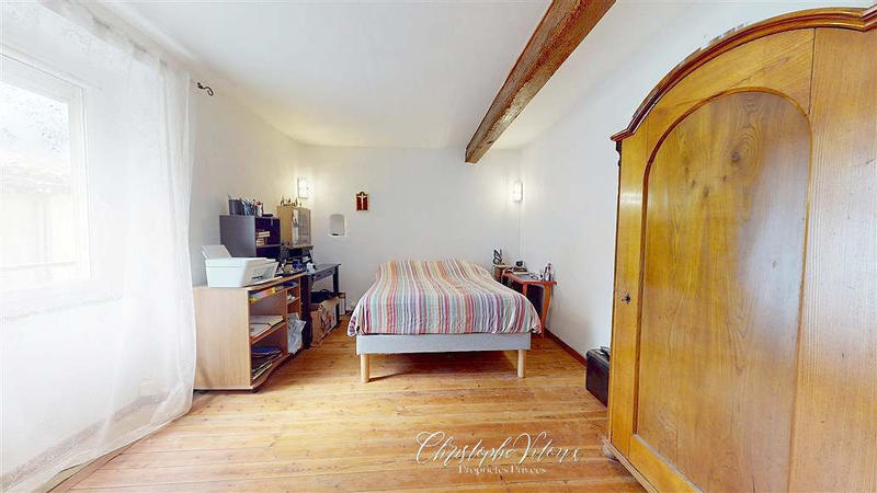 Maison - 167 m² - 6 pièces