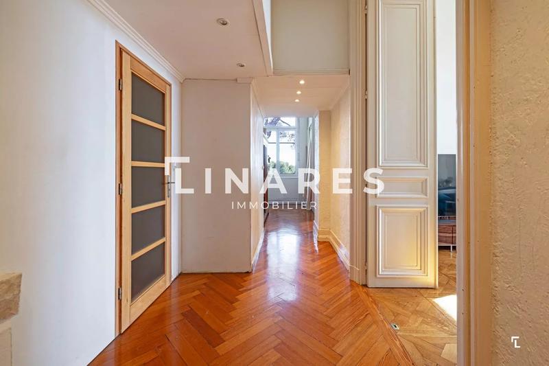 Appartement - 145 m² - 4 pièces