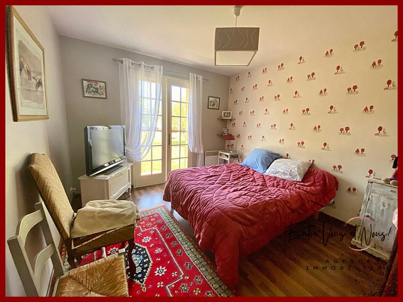 Maison - 180 m² - 7 pièces