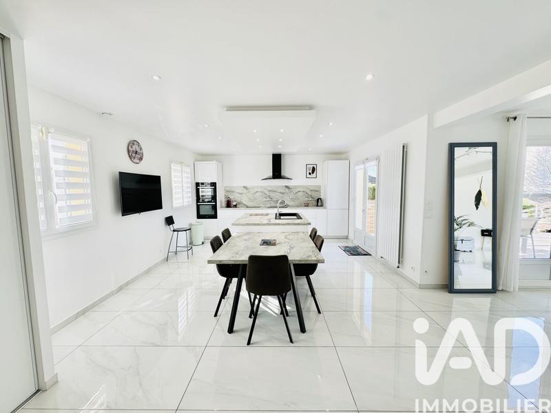 Maison - 134 m² - 5 pièces