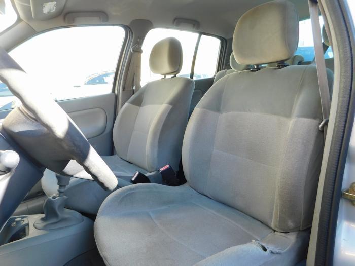 Renault Clio II 1.4 16v 98ch Expression 5p