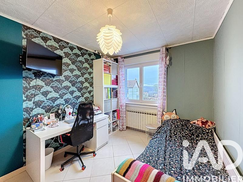 Maison - 90 m² - 5 pièces