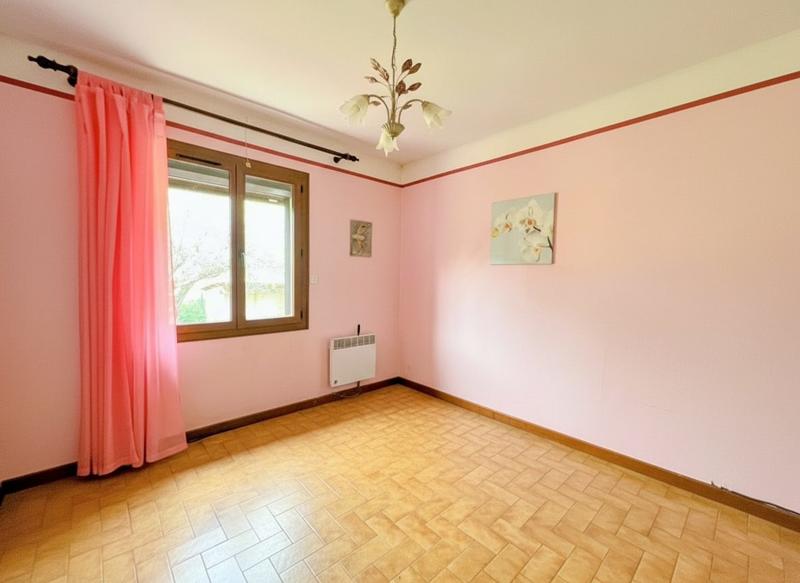 Maison traditionnelle - 182 m² - 7 pièces