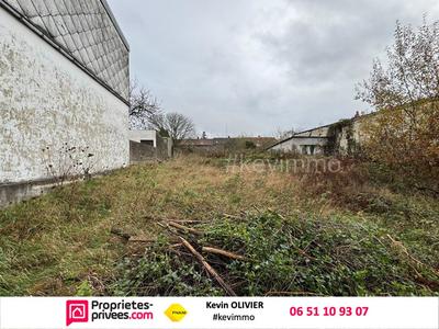Terrain constructible - 1 008 m²