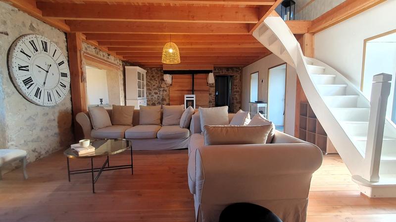 Maison - 192 m² - 6 pièces