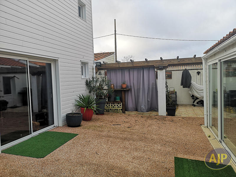 Maison - 171 m² - 7 pièces