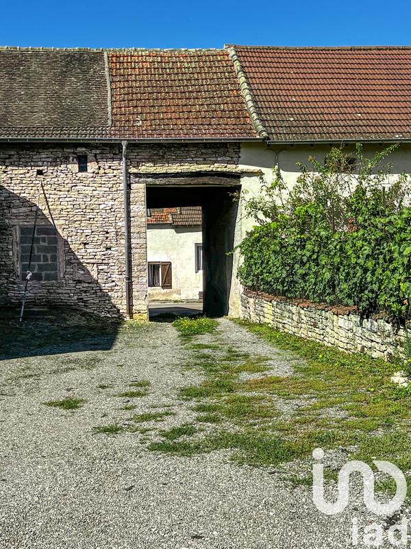 Ferme - 46 m² - 1 pièce