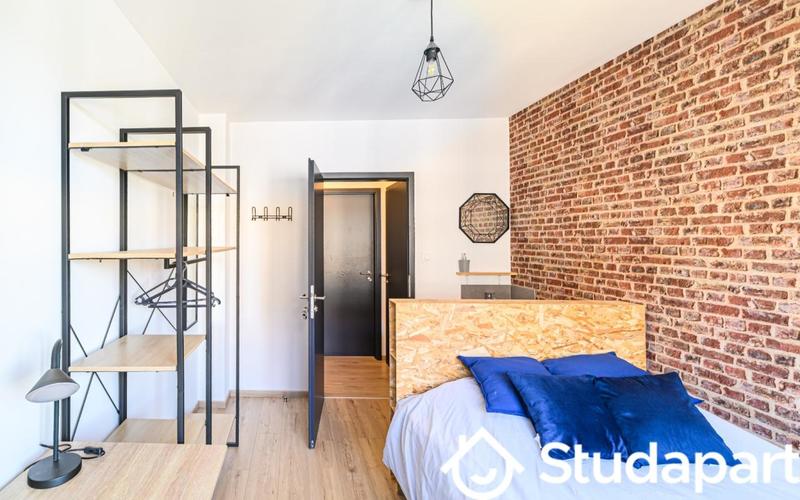 Chambre - 11 m² - 1 pièce