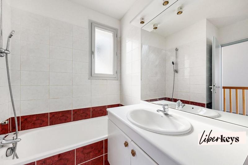 Duplex - 79 m² - 4 pièces