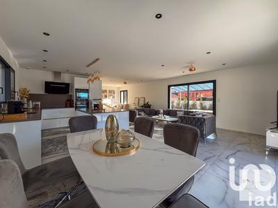 Maison de maîtres - 135 m² - 5 pièces