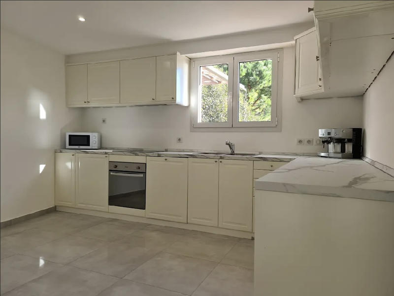 Appartement - 143 m² - 4 pièces