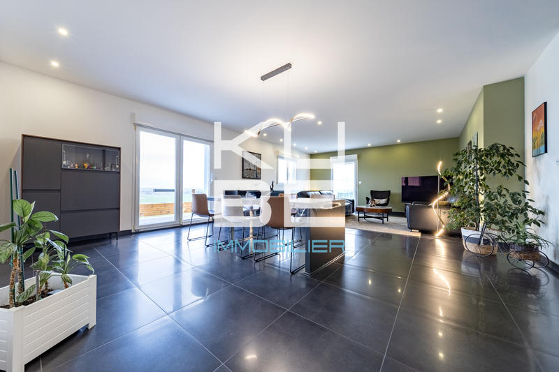 Maison - 145 m² - 4 pièces