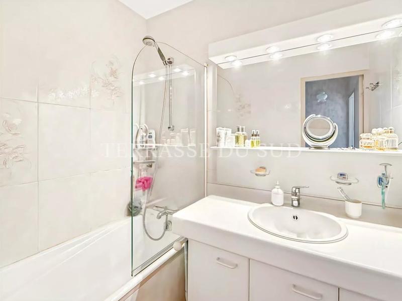 Appartement - 72 m² - 4 pièces