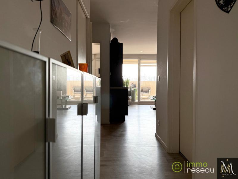 Appartement - 80 m² - 4 pièces