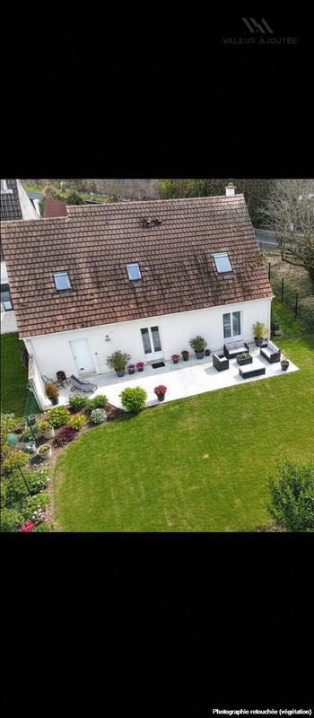 Maison traditionnelle - 109 m² - 6 pièces