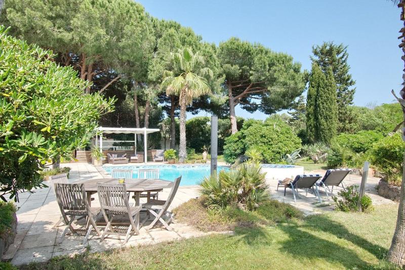 Propriété - 160 m² - 6 pièces