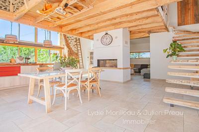 Maison - 196 m² - 8 pièces