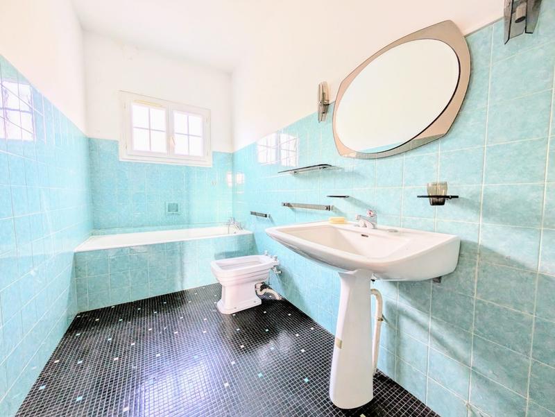 Maison - 102 m² - 5 pièces