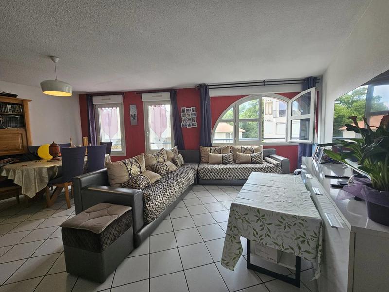 Appartement - 88 m² - 3 pièces