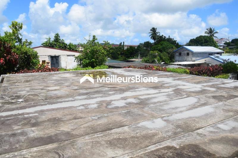 Maison - 142 m² - 5 pièces