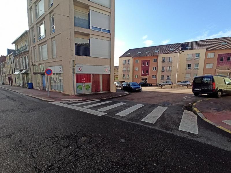 Local commercial - 115 m²