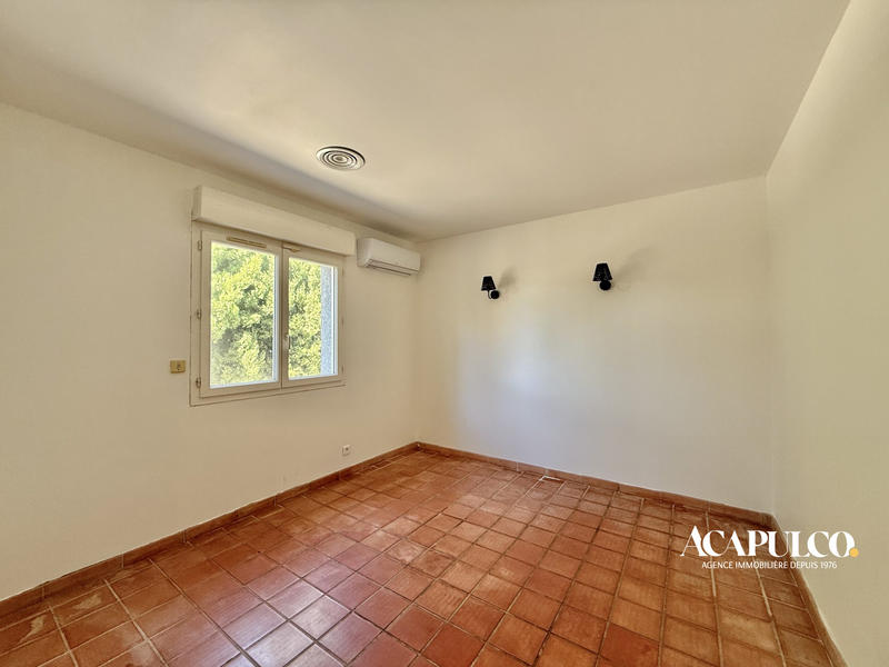 Maison - 138 m² - 5 pièces