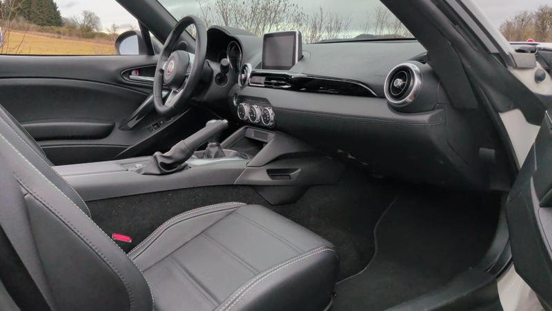 Fiat 124 Spider II 1.4 MultiAir 140 s-Design