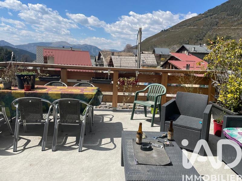 Châlet - 300 m² - 4 pièces
