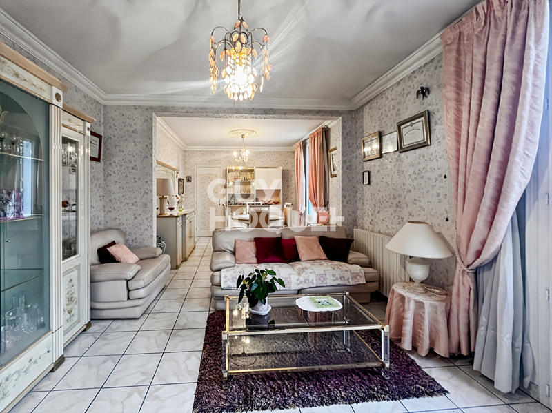 Maison - 100 m² - 7 pièces