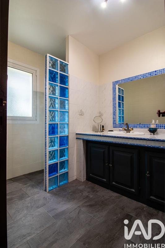 Maison - 190 m² - 7 pièces