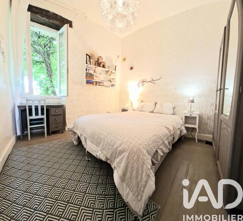 Maison - 210 m² - 6 pièces