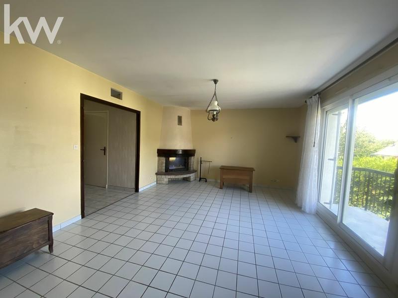 Maison traditionnelle - 100 m² - 5 pièces