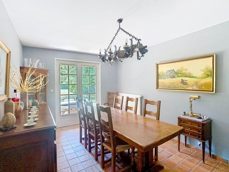 Maison - 130 m² - 4 pièces