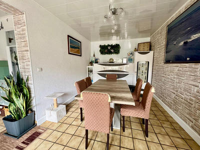 Maison - 92 m² - 4 pièces