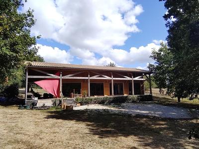 Maison - 150 m² - 5 pièces