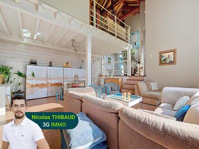 Maison - 178 m² - 5 pièces