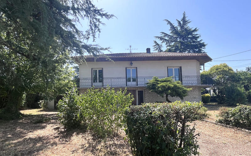 Maison - 180 m² - 7 pièces