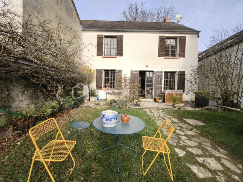 Maison - 89 m² - 4 pièces